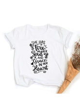 Load image into Gallery viewer, CAMISETAS SHE IS STRONG .
